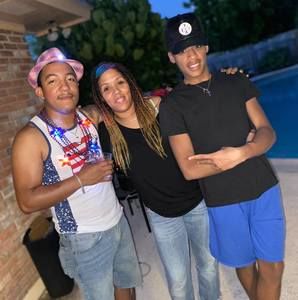 Meet your Posher, Jay